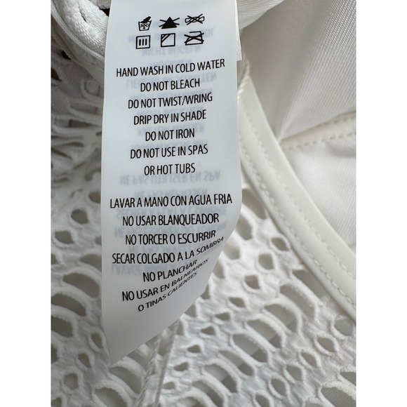 Coco Reef Contours Swimsuit Womens 12/36c Shapemaker White Crochet One Piece NWT - Picture 8 of 10